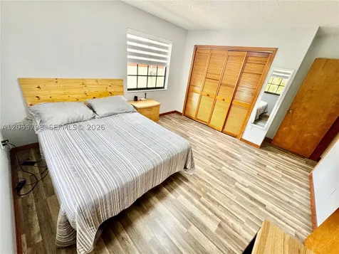 18701 Wentworth Drive Hialeah FL 33015