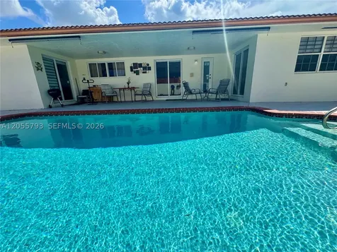 18701 Wentworth Drive Hialeah FL 33015