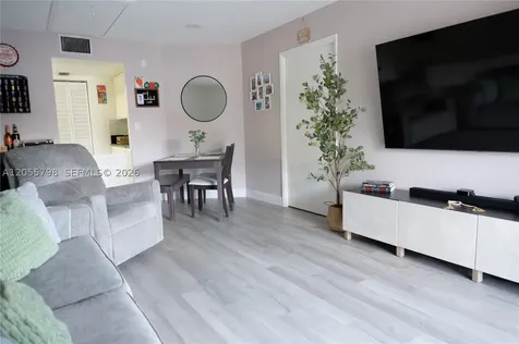508 Gardens Drive Pompano Beach FL 33069