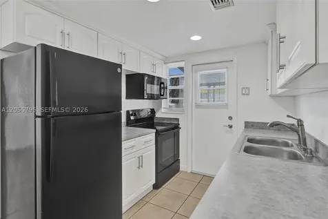 2920 SW 3rd Street Miami FL 33135