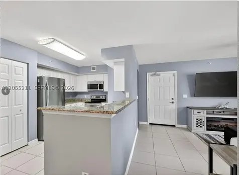 6769 Heritage Grande Boynton Beach FL 33437