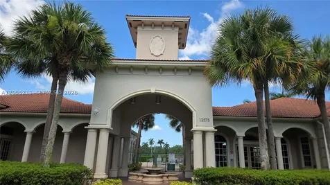 6769 Heritage Grande Boynton Beach FL 33437