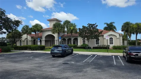 6769 Heritage Grande Boynton Beach FL 33437