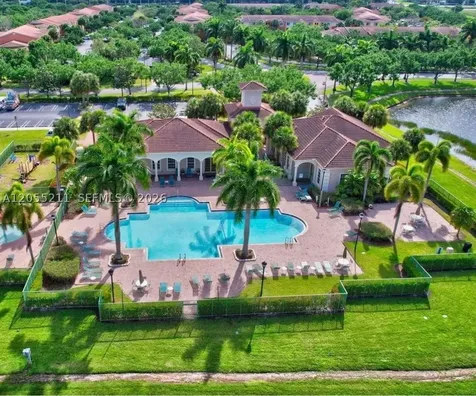 6769 Heritage Grande Boynton Beach FL 33437