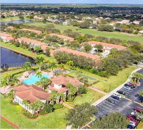 6769 Heritage Grande Boynton Beach FL 33437