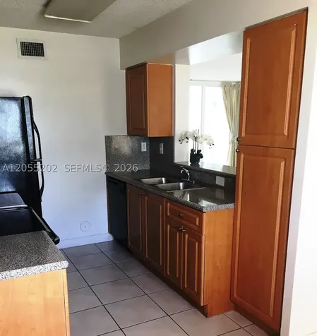 4860 NW 97th Place Doral FL 33178