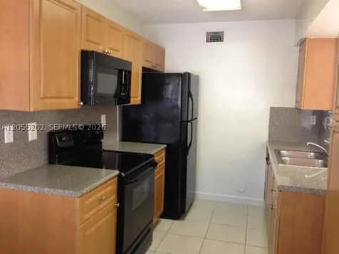 4860 NW 97th Place Doral FL 33178