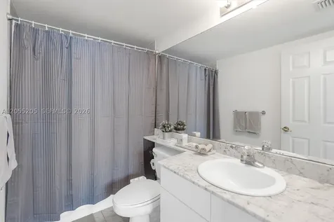 800 Claughton Island Drive Miami FL 33131