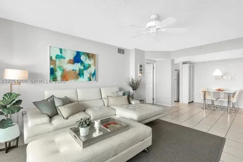 800 Claughton Island Drive Miami FL 33131