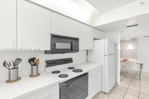 800 Claughton Island Drive Miami FL 33131