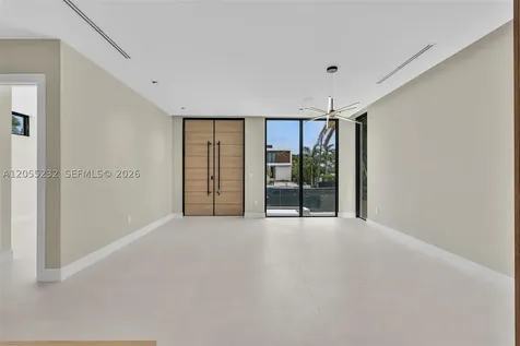 6020 Alton Road Miami Beach FL 33140