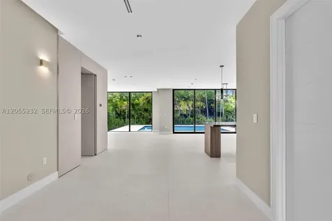 6020 Alton Road Miami Beach FL 33140