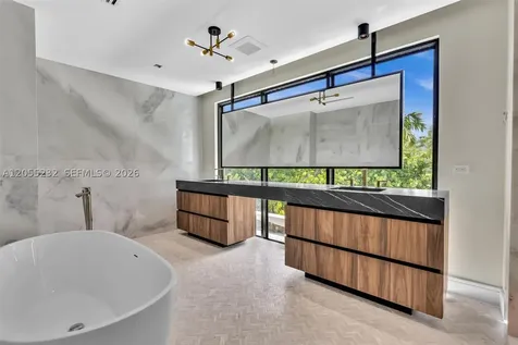 6020 Alton Road Miami Beach FL 33140