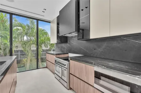 6020 Alton Road Miami Beach FL 33140