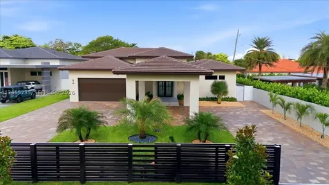 2880 SW 113 Avenue Miami FL 33165