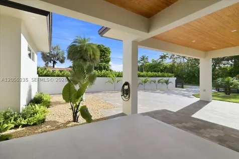 2880 SW 113 Avenue Miami FL 33165