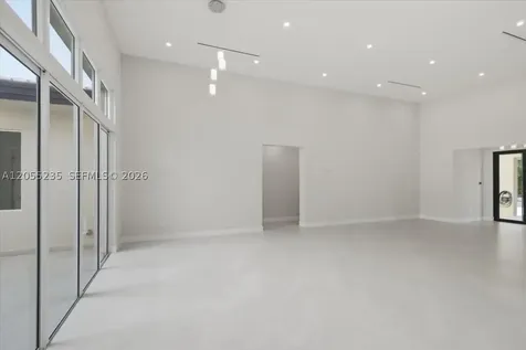 2880 SW 113 Avenue Miami FL 33165