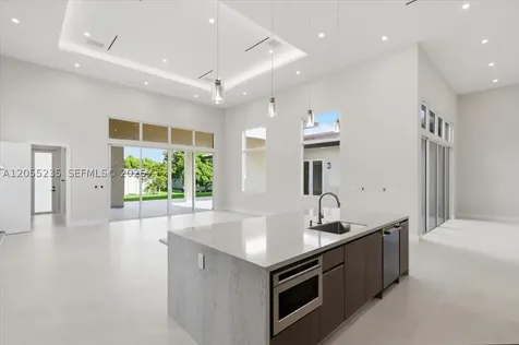 2880 SW 113 Avenue Miami FL 33165