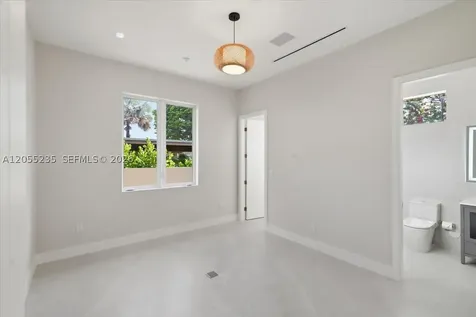 2880 SW 113 Avenue Miami FL 33165