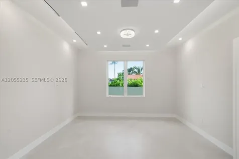 2880 SW 113 Avenue Miami FL 33165