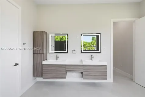 2880 SW 113 Avenue Miami FL 33165
