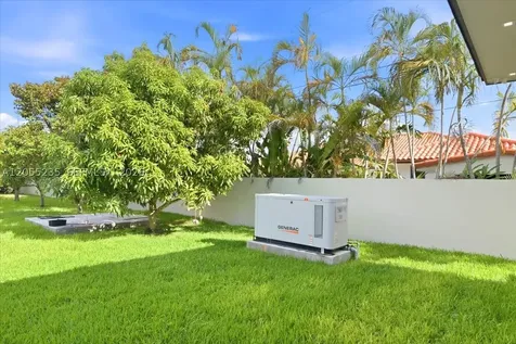 2880 SW 113 Avenue Miami FL 33165