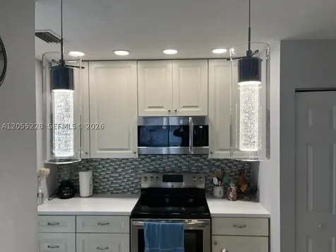11699 NW 11th Street Pembroke Pines FL 33026