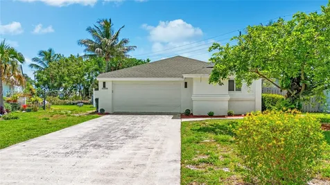1215 NW 18th Avenue Delray Beach FL 33445