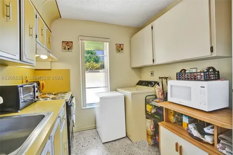 3170 SW 26th Street Miami FL 33133