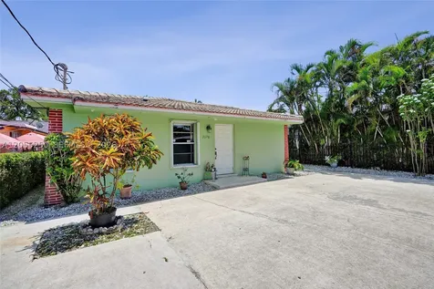 3170 SW 26th Street Miami FL 33133