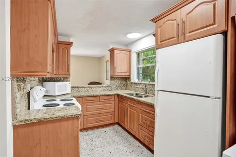 3170 SW 26th Street Miami FL 33133