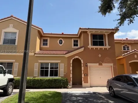 8423 S NW 138th Terrace Miami Lakes FL 33016