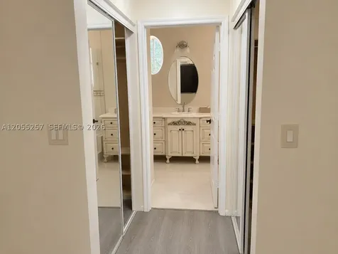 8423 S NW 138th Terrace Miami Lakes FL 33016