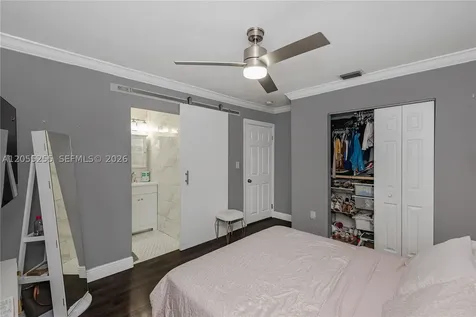 11040 SW 64th Street Miami FL 33173