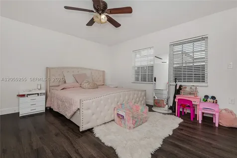 11040 SW 64th Street Miami FL 33173