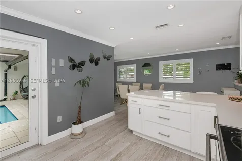 11040 SW 64th Street Miami FL 33173