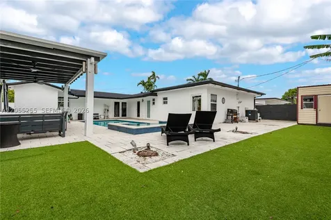 11040 SW 64th Street Miami FL 33173