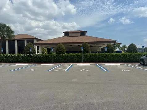 1000 SW 125th Avenue Pembroke Pines FL 33027