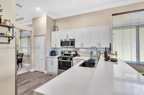 6228 SW 194th Avenue Pembroke Pines FL 33332