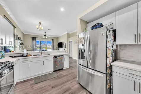 6228 SW 194th Avenue Pembroke Pines FL 33332