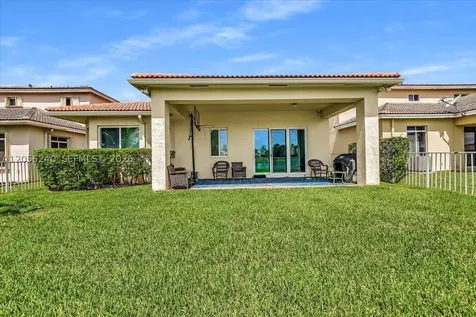 6228 SW 194th Avenue Pembroke Pines FL 33332