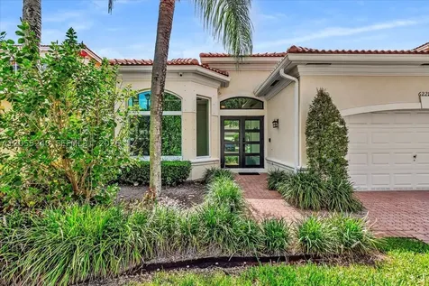 6228 SW 194th Avenue Pembroke Pines FL 33332