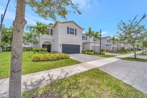 1361 SE 27th Terrace Homestead FL 33035