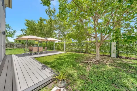 1361 SE 27th Terrace Homestead FL 33035