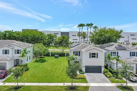 1361 SE 27th Terrace Homestead FL 33035