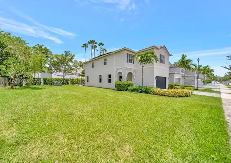 1361 SE 27th Terrace Homestead FL 33035