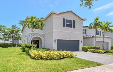 1361 SE 27th Terrace Homestead FL 33035