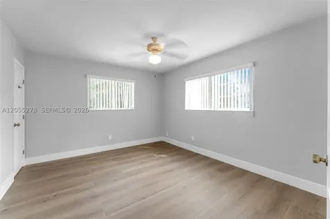9121 Ridgeland Drive Cutler Bay FL 33157