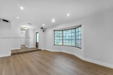 9121 Ridgeland Drive Cutler Bay FL 33157