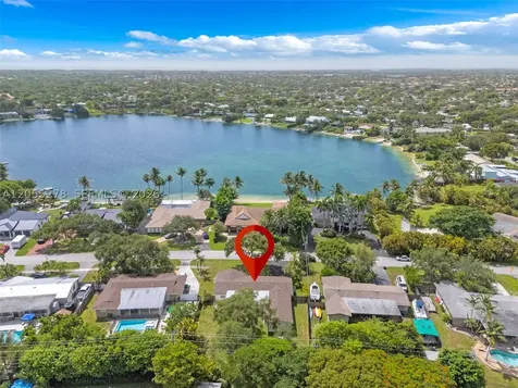 9121 Ridgeland Drive Cutler Bay FL 33157